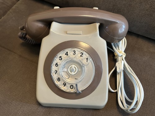 Vintage 8746 rotary dial - rotary,