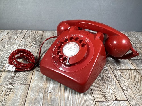 Vintage red gpo 706l rotary - red,