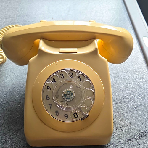 Beige vintage retro - beige, corded