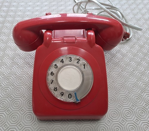 Red gpo rotary dial - gpo, telephone
