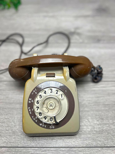 Vintage retro corded rotary - vintage/retro,
