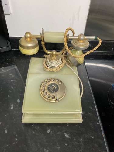 Onyx telephone - onyx,