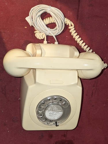 Rotary dial telephone - uk,
