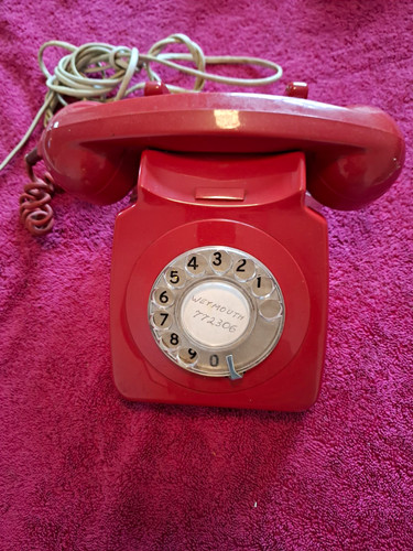 Red vintage retro rotary - vintage/retro, dial