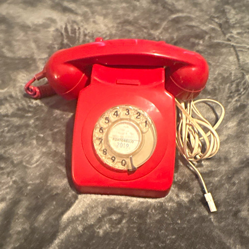 Red vintage retro - red, vintage/retro