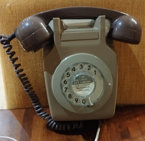 Vintage gpo 741 wall mounted - vintage,